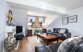 Luxury 3 Bed Royal Mile Apartment